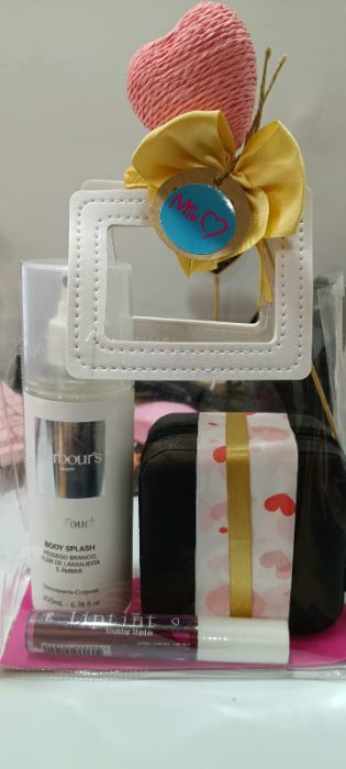 KIT BODY SPLASH BARBOUS =PORTA JOIA E LIP TINT